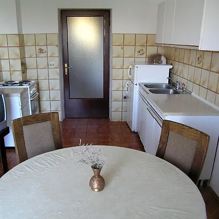 Katica Apartment *