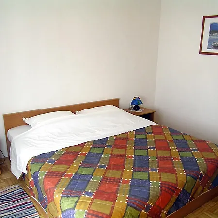 Katica Apartment Pag Town