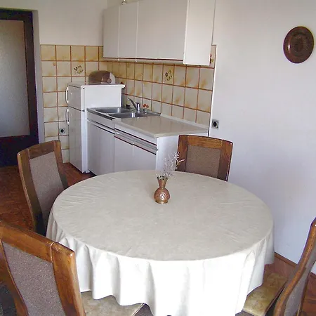 Katica Apartment Pag Town